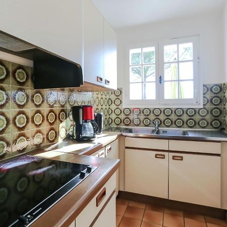 Boutique Holiday Home In Bormes Les Mimosas With Pool Экстерьер фото